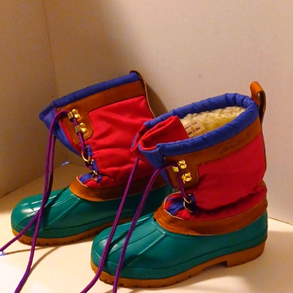 PREOWNED HARDLY USED LEATHER EDDIE BAUER MAGENTA/TEAL/BLUISH PURPLE BOOTS SIZE 8